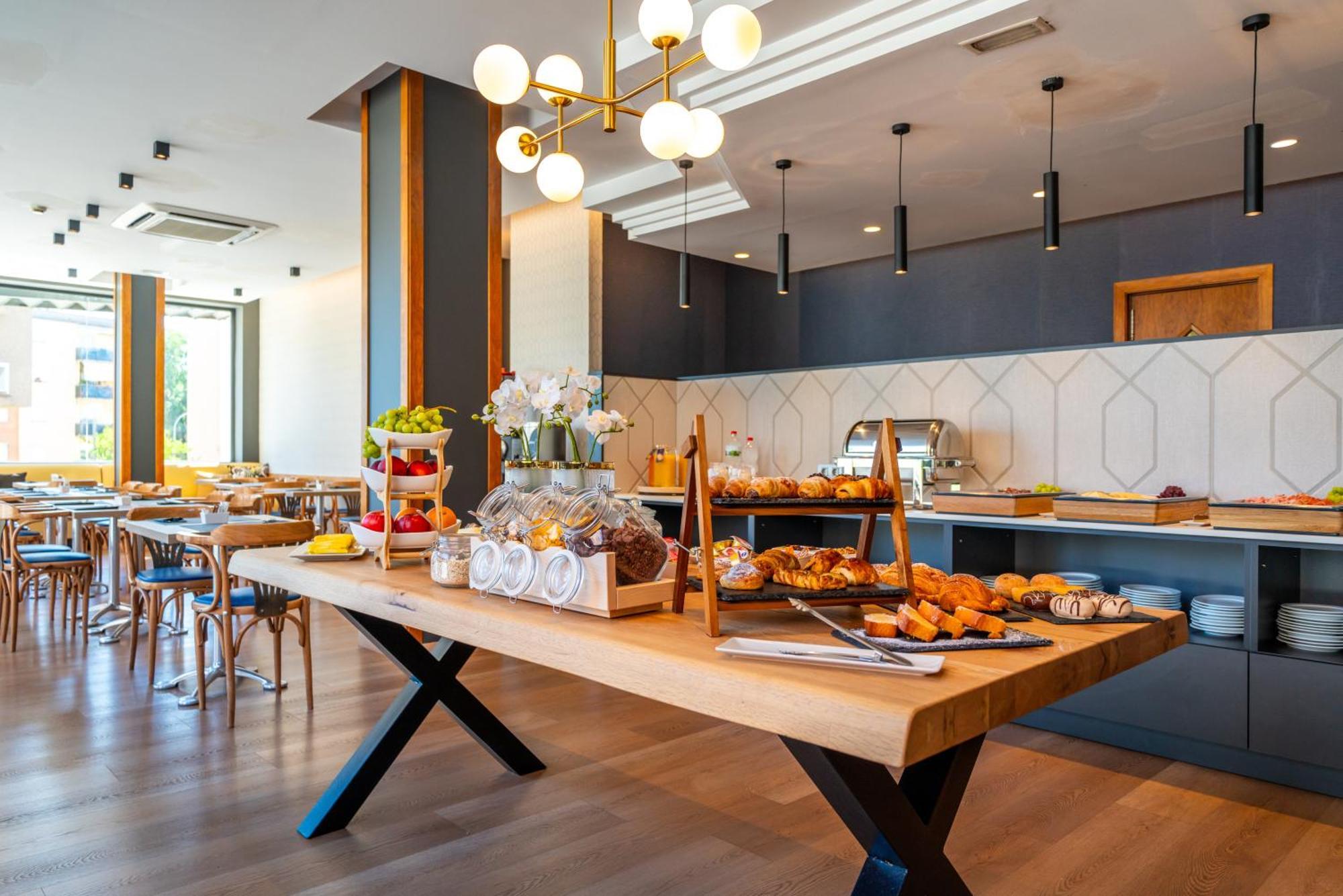 Hotel J. Balmes 비크 외부 사진