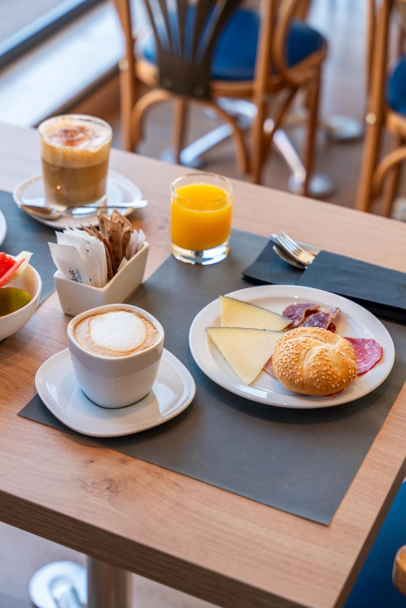 Hotel J. Balmes 비크 외부 사진
