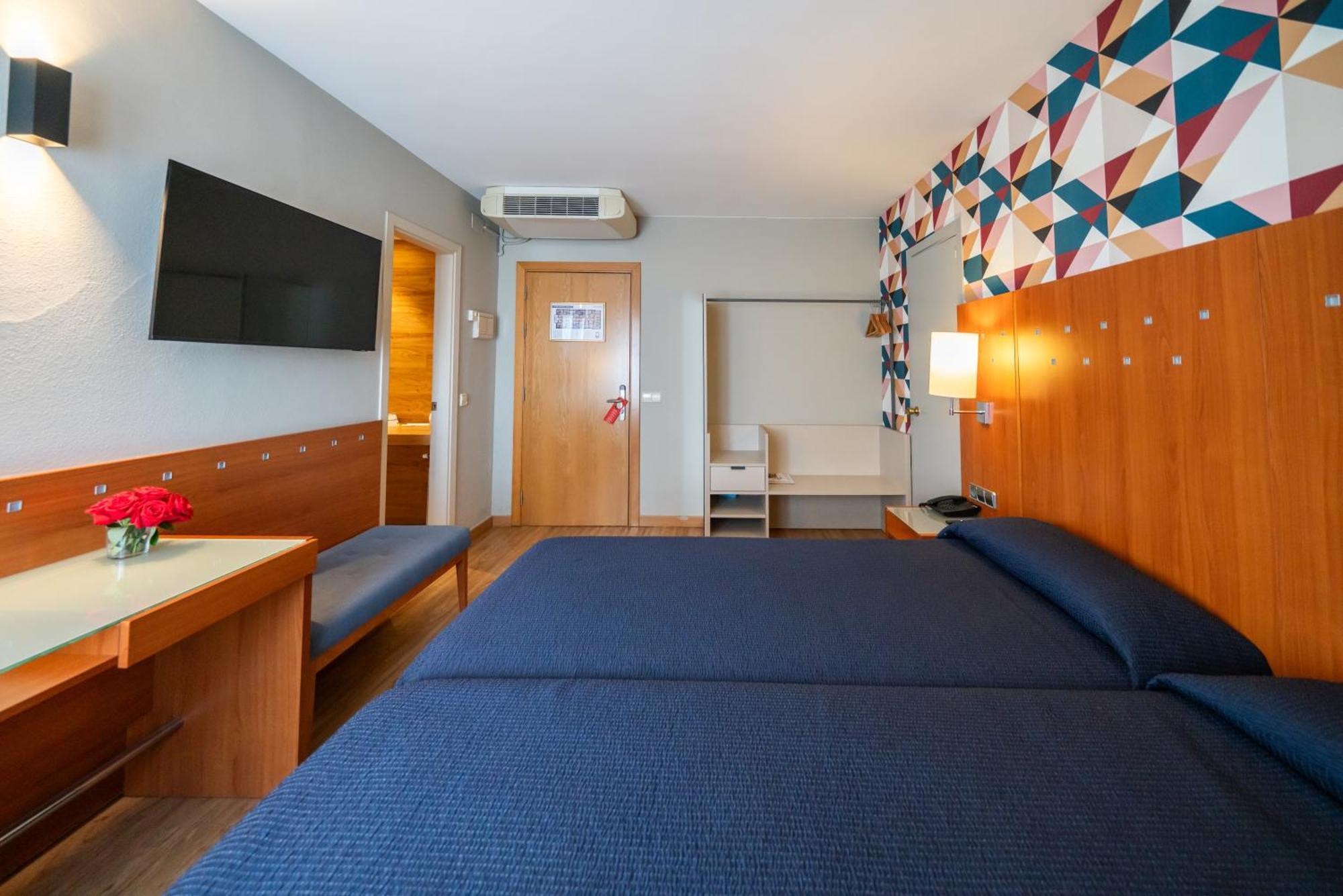Hotel J. Balmes 비크 외부 사진