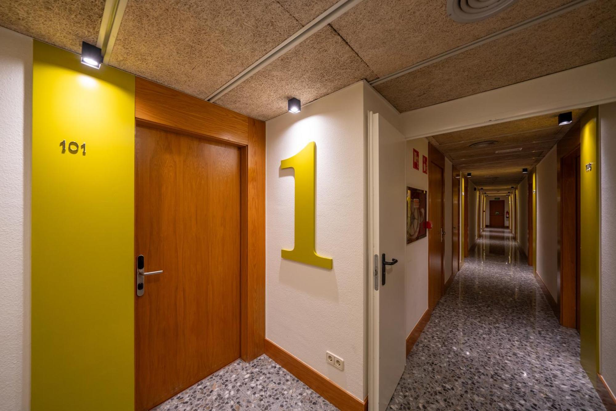 Hotel J. Balmes 비크 외부 사진